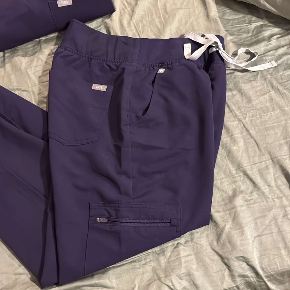 Figs purple jam scrub jogger pants